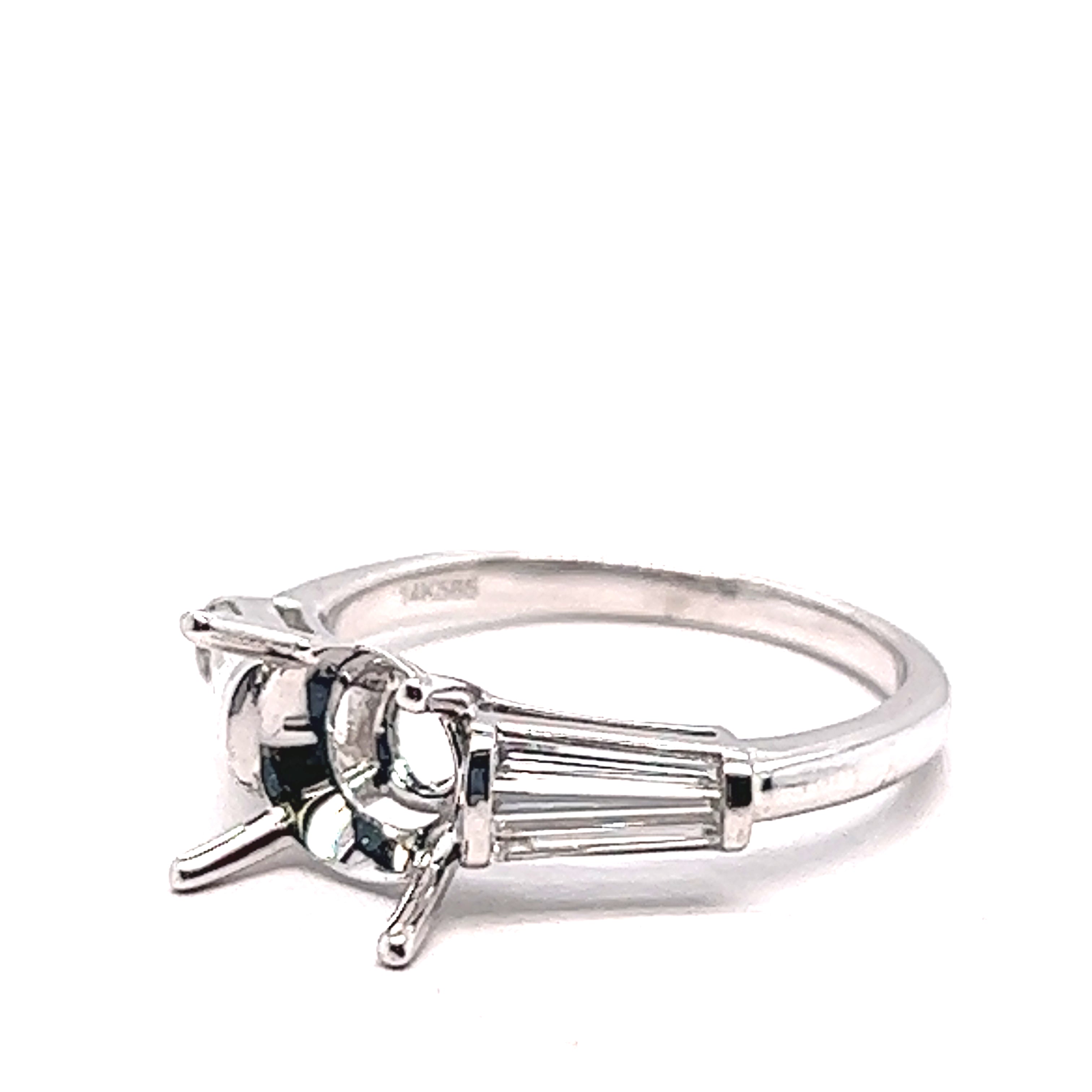 Trapezoid Side Diamonds Engagement Ring Setting