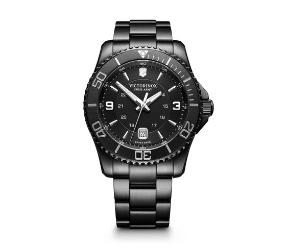 Victorinox swiss army men's hotsell maverick watch