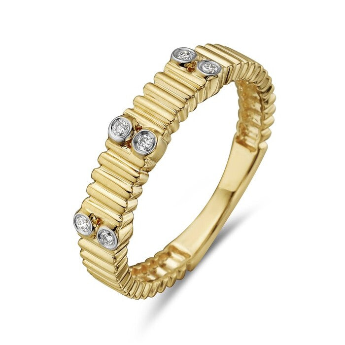 Bezel Set Diamond Ribbed Band